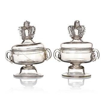 A pair of Swedish butter boxes with covers, Kosta, 18th century.
