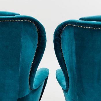 a pair of Italian 1950/60s  armchairs.