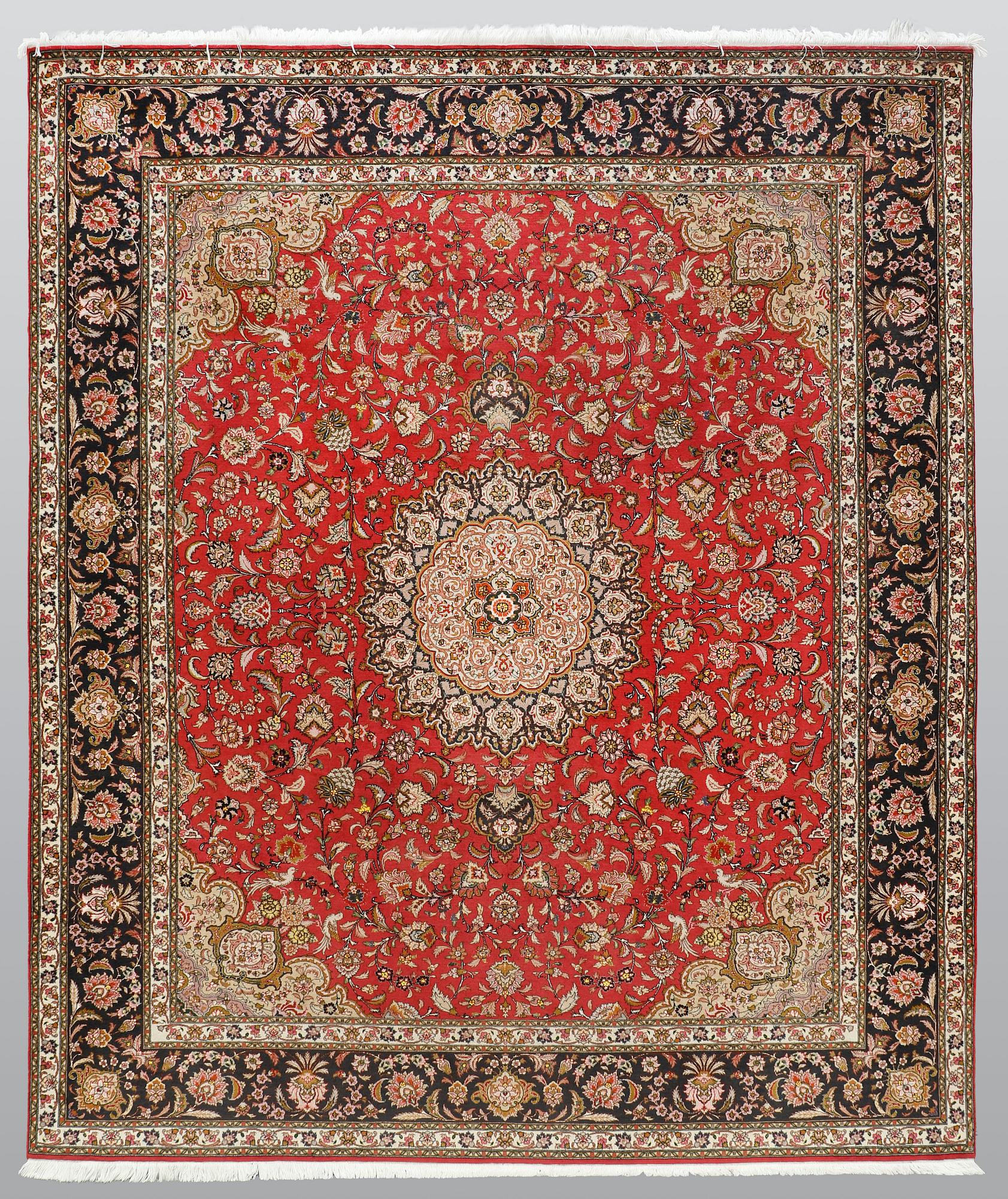 Matta, Figural Täbriz, Part Silk, sk 50 Radj, ca 307 x 248 cm.
