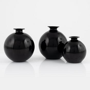 Harald Notini, a set of three 'Flower Ball' vases from Böhlmarks/Pukeberg, 1930's.