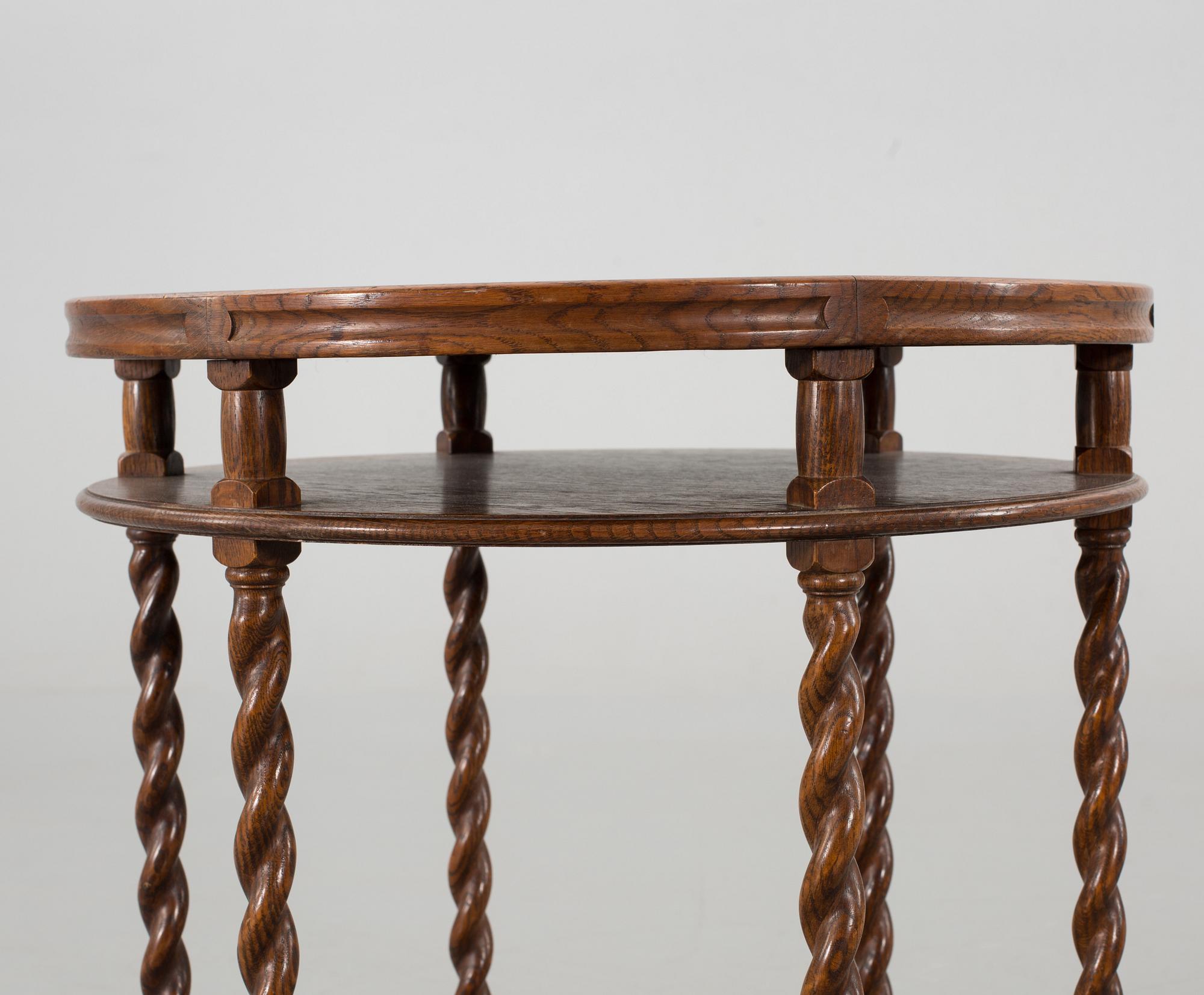 AN OAK TABLE FROM NORDISKA KOMPANIET, 1921.
