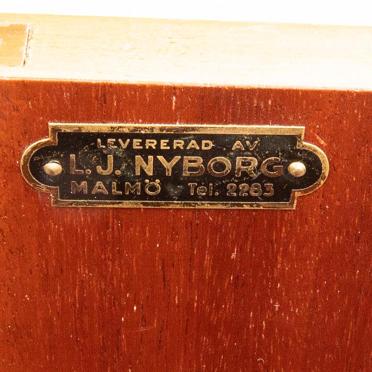 Byrå  Swedish Modern 1940-tal LJ Nyborg Malmö.