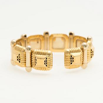 A BRACELET, brilliant cut diamonds, 22K gold.