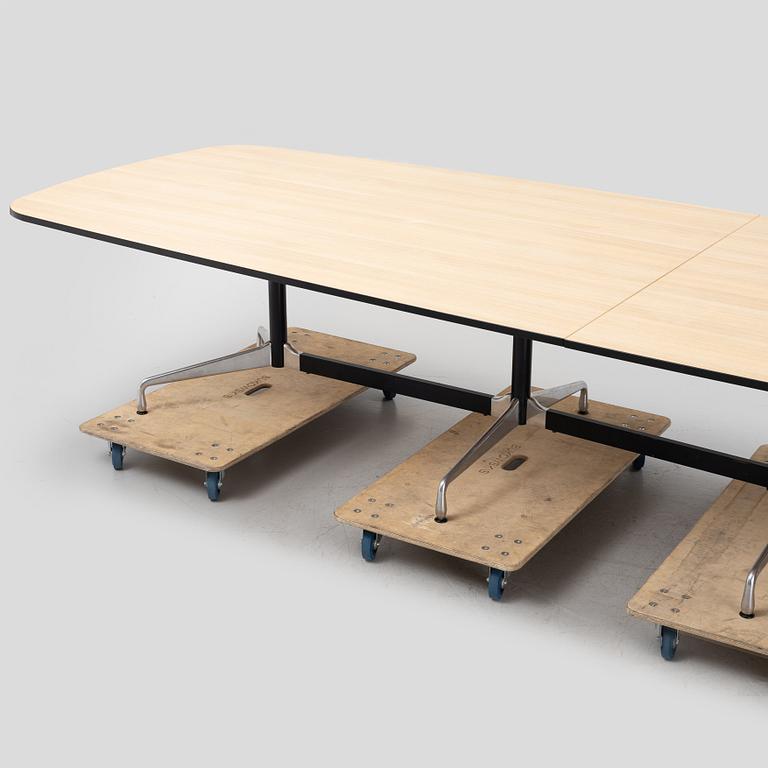 Charles & Ray Eames, a 'Segmented' table, Vitra.
