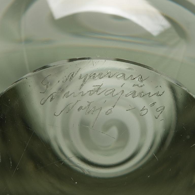 Gunnel Nyman, vas, "Serpentin", signerad G. Nyman, Nuutajärvi Notsjö -59.