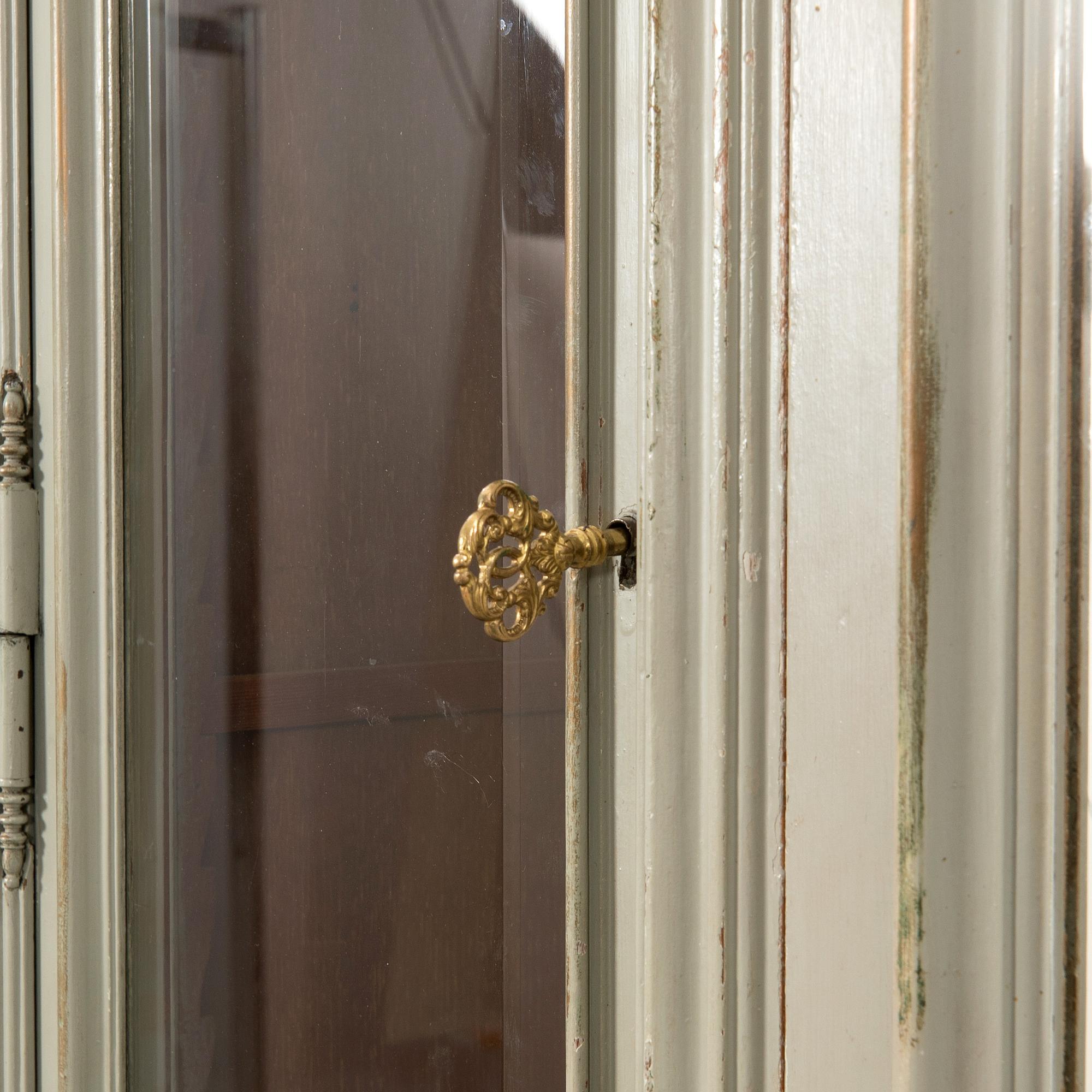 Skåp  Louis XV-stil L Malard Paris 1900-talets början.