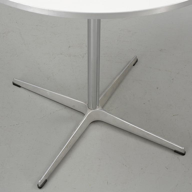 BORD, Bruno Mathsson & Piet Hein, Fritz Hansen, 2004.