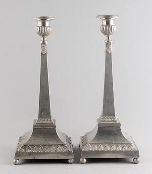 LJUSSTAKAR, 1 par, tenn, Martin Artedius, Norrköping 1800.