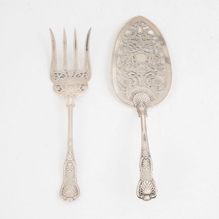Fish serving cutlery, 2 pcs, silver, England 1846-62.