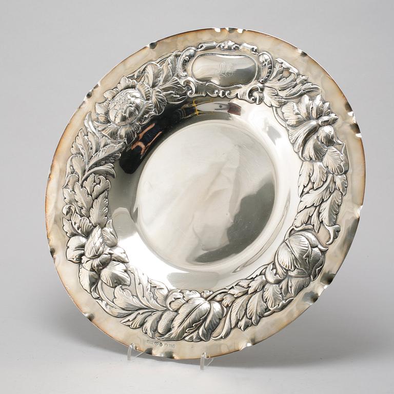 A silver plate by GAB, Stockholm, 1937.