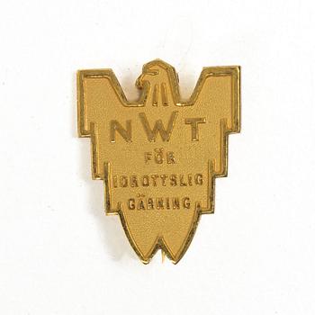 Nya Wermlands-Tidningen’s gold badge for sporting achievement, “NWT-guldet”, pin badge, 18-karat gold.