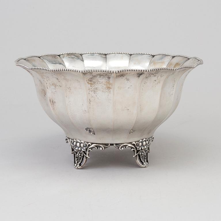 A 20th century silver bowl marked 830M, probably Germany, Swedish import marks.