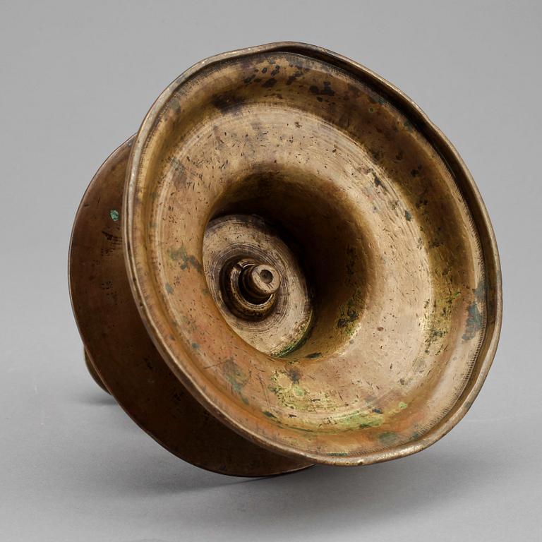 LJUSSTAKE, mässing, barock, 1600-tal.