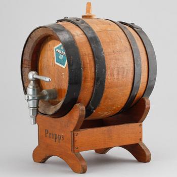 A wooden keg, made in the 20th century.