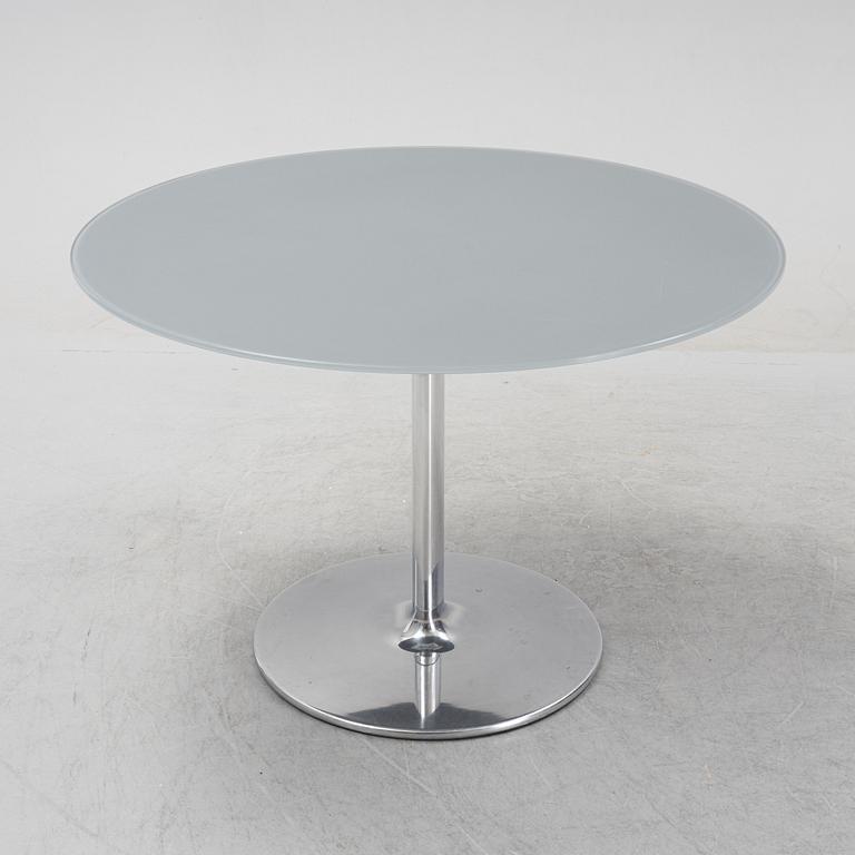An aluminum and glass dining table from Andreu World, 21st Century.