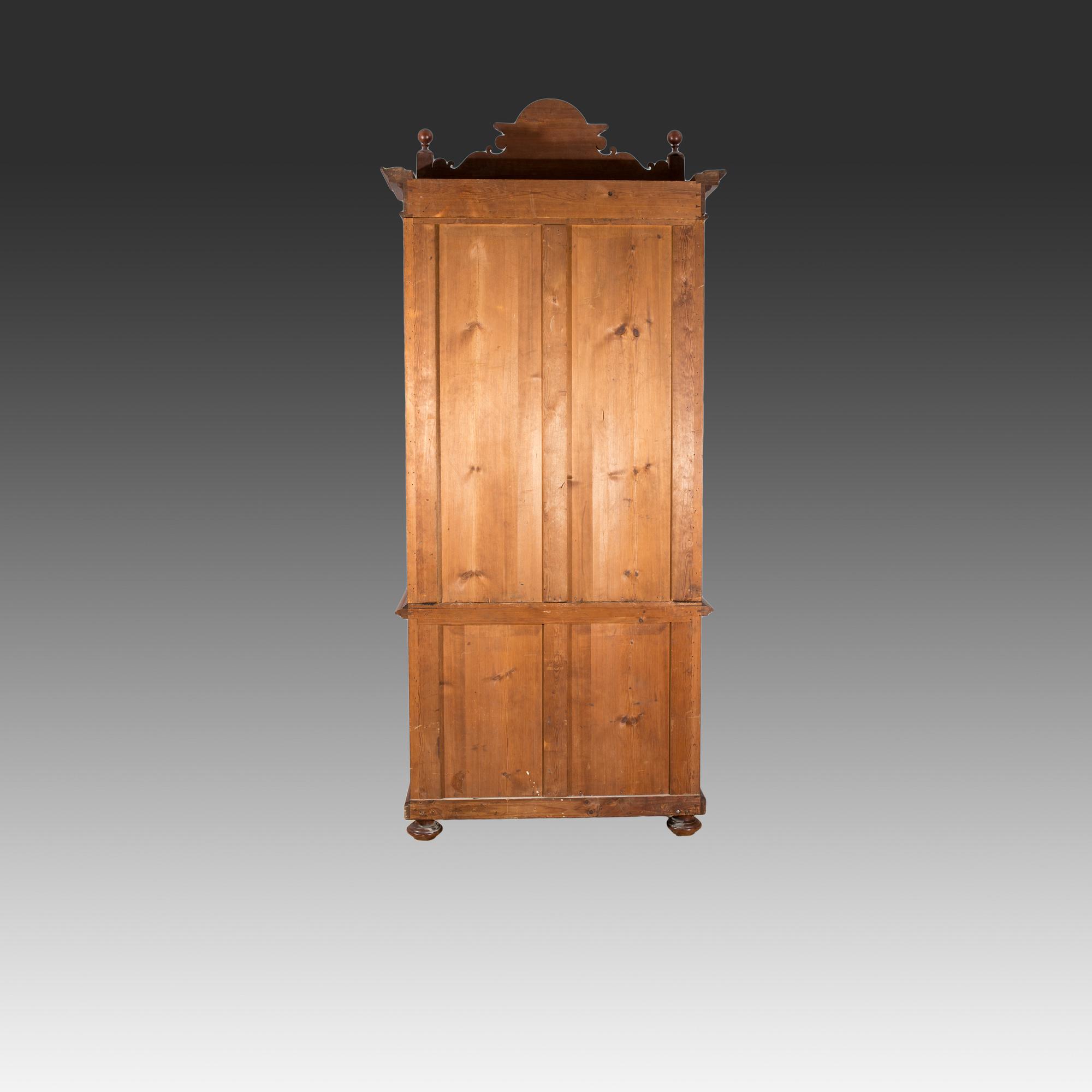 BOKSKÅP, nyrenässans, 1800-talets andra hälft.