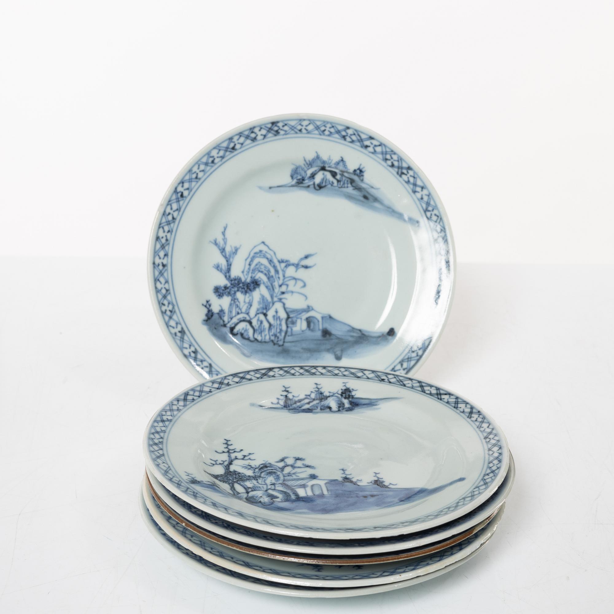 A group of 14 Chinese porcelain dessert dishes and a famile rose sauce boat, Qing dynasty, Qianlong (1736-95).