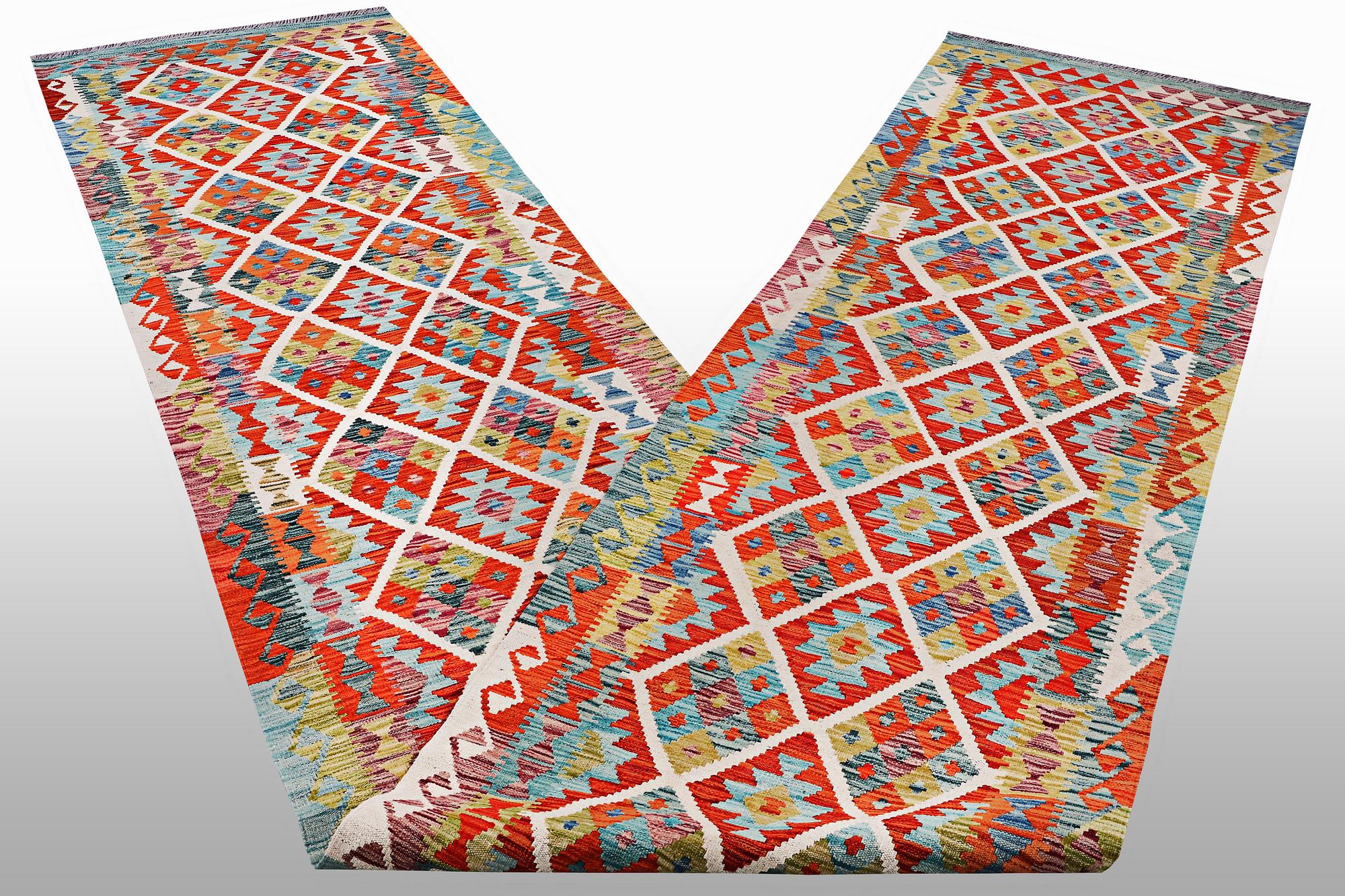 Matta, Kelim, ca  508 x 82 cm.