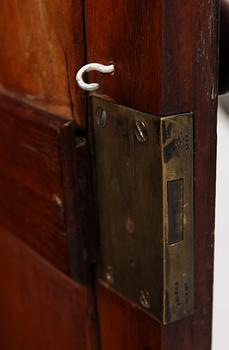 KLÄDSKÅP, England, 1800-talets slut.