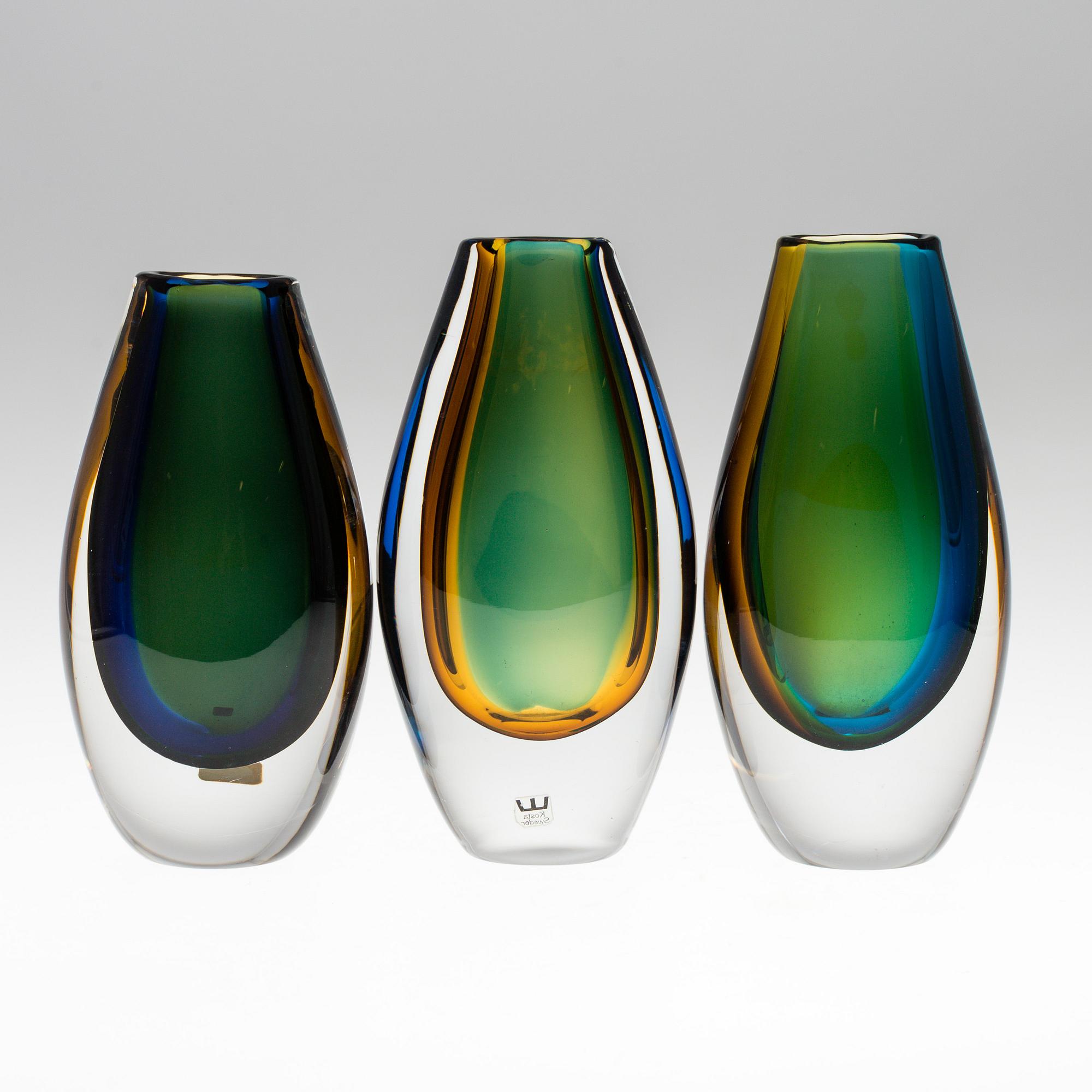 VICKE LINDSTRAND, three glass vases from Kosta.