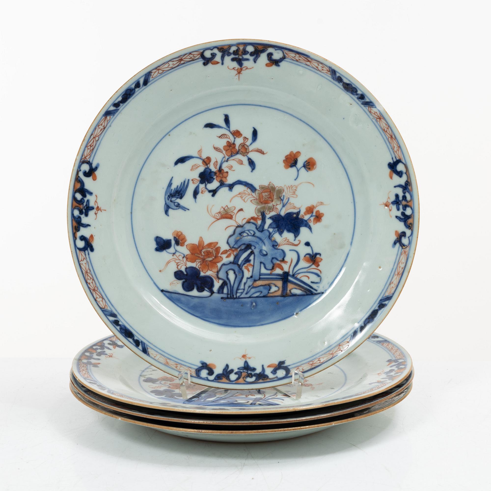 A set of four Imari porcelain plates, China, Qianlong (1736-95).