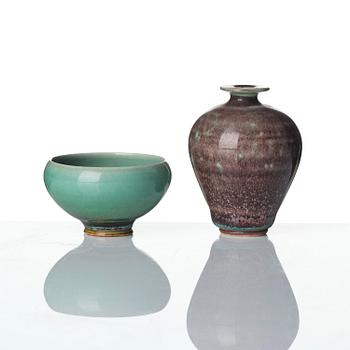 Berndt Friberg, a set of five stoneware vases and three bowls, Gustavsberg Studio 1969-76.