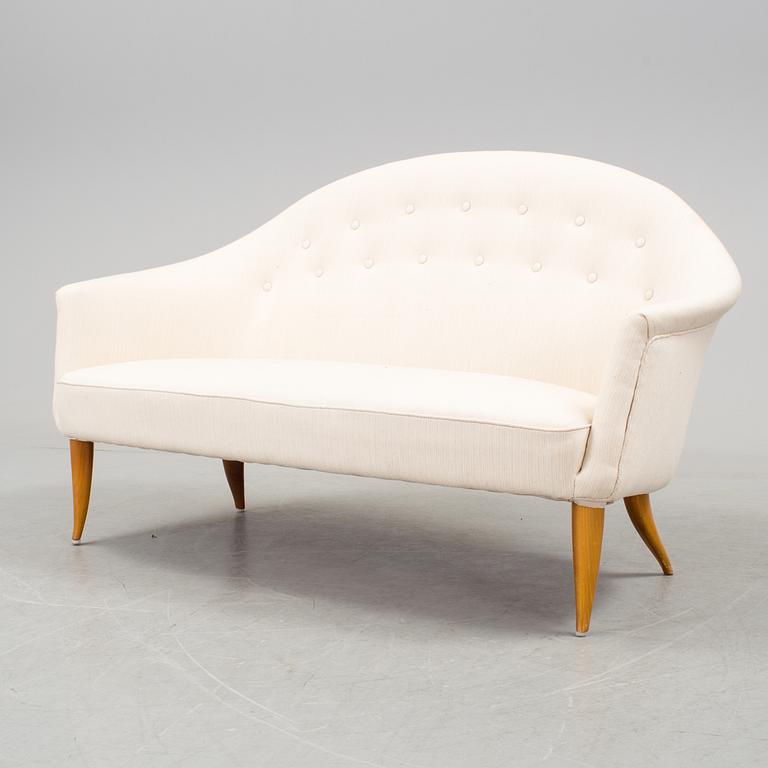 KERSTIN HÖRLIN-HOLMQUIST, soffa, "Lilla Paradiset", ur "Paradiset", Triva-serien, NK, 1900-talets mitt.