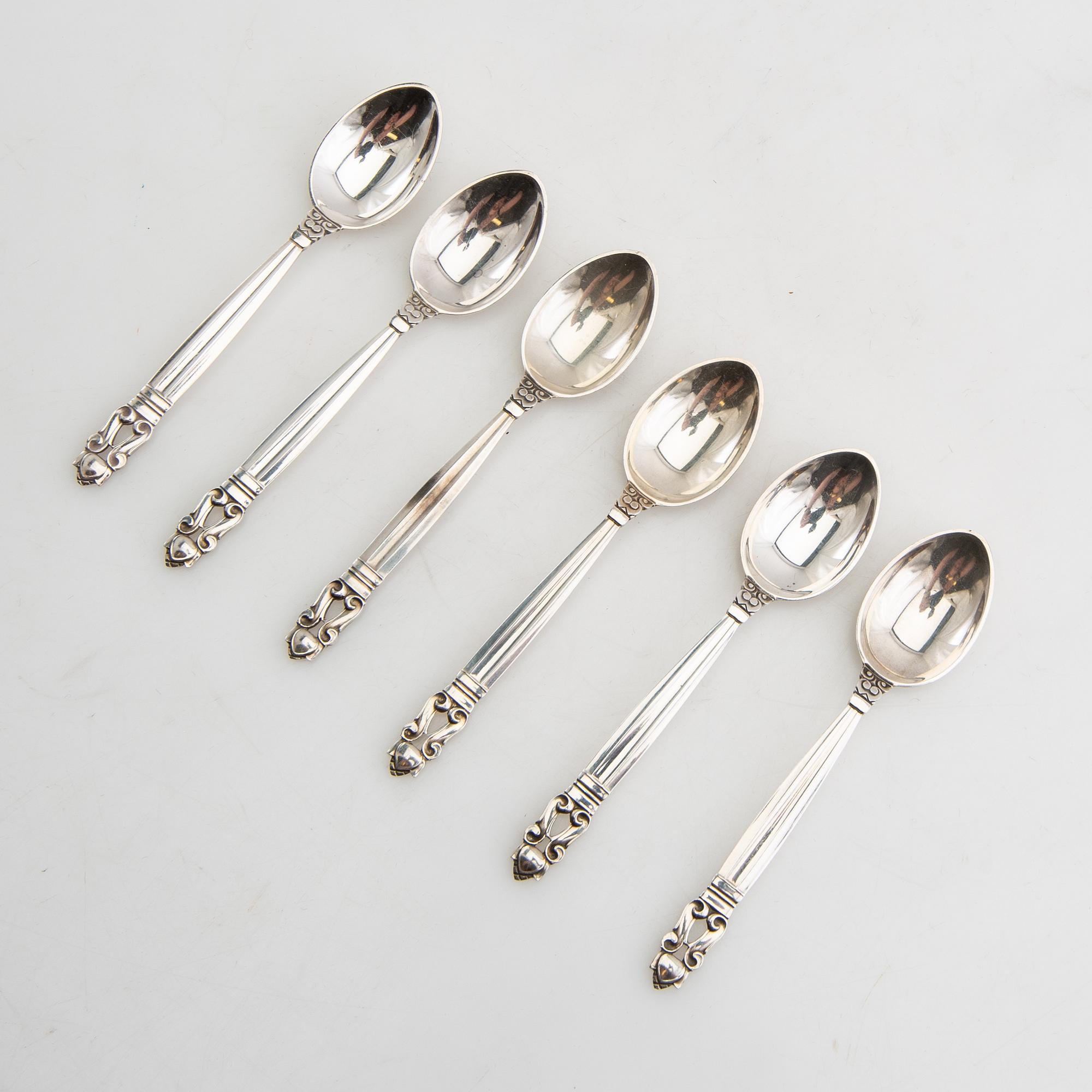 Johan Rohde, spoons 12 pcs "Konge/Achorn" sterling silver for Georg Jensen after 1945.