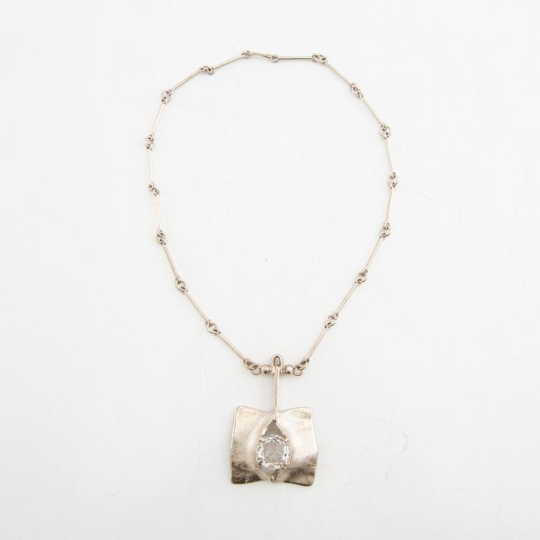 Magnus G:son Liedholm, necklace sterling silver and rock crystal signed.