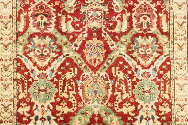 A Mamluk carpet, c. 316 x 242 cm.