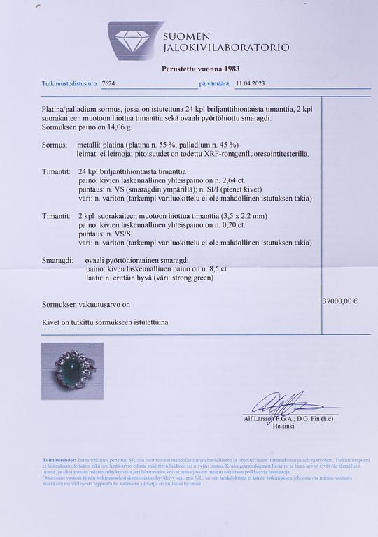 A platinum ring with a ca. 8.50 ct emerald and diamonds ca. 2.84 ct in total. With certificate.