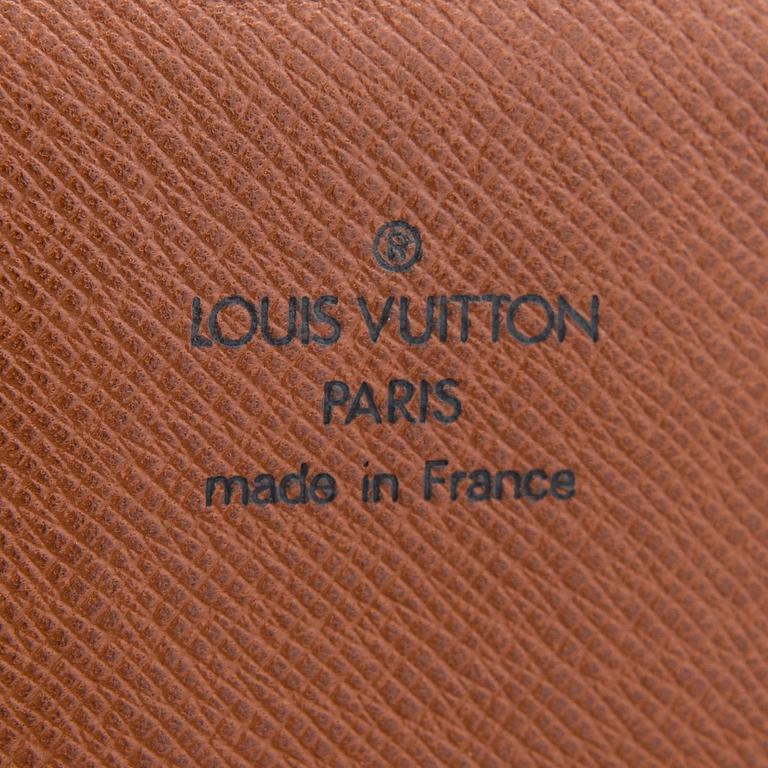 Louis Vuitton, A Monogram 'Cartouchiere' Bag.