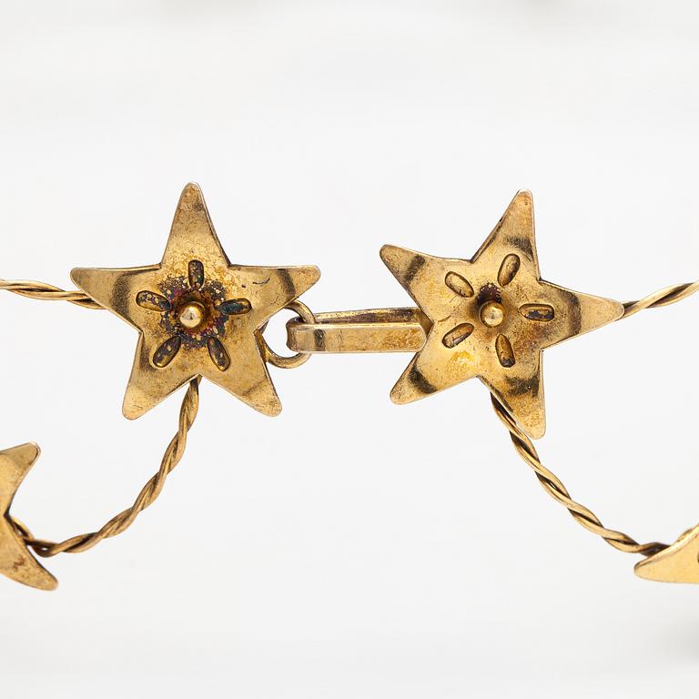 Germund Paaer, A gilded sterling silver wedding crown "Evening jewel". Kalevala Koru, Helsinki 2002.