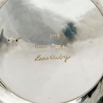 Lars Arby, a sterling silver and enamel box with lid, Gothenburg, Sweden 1975.