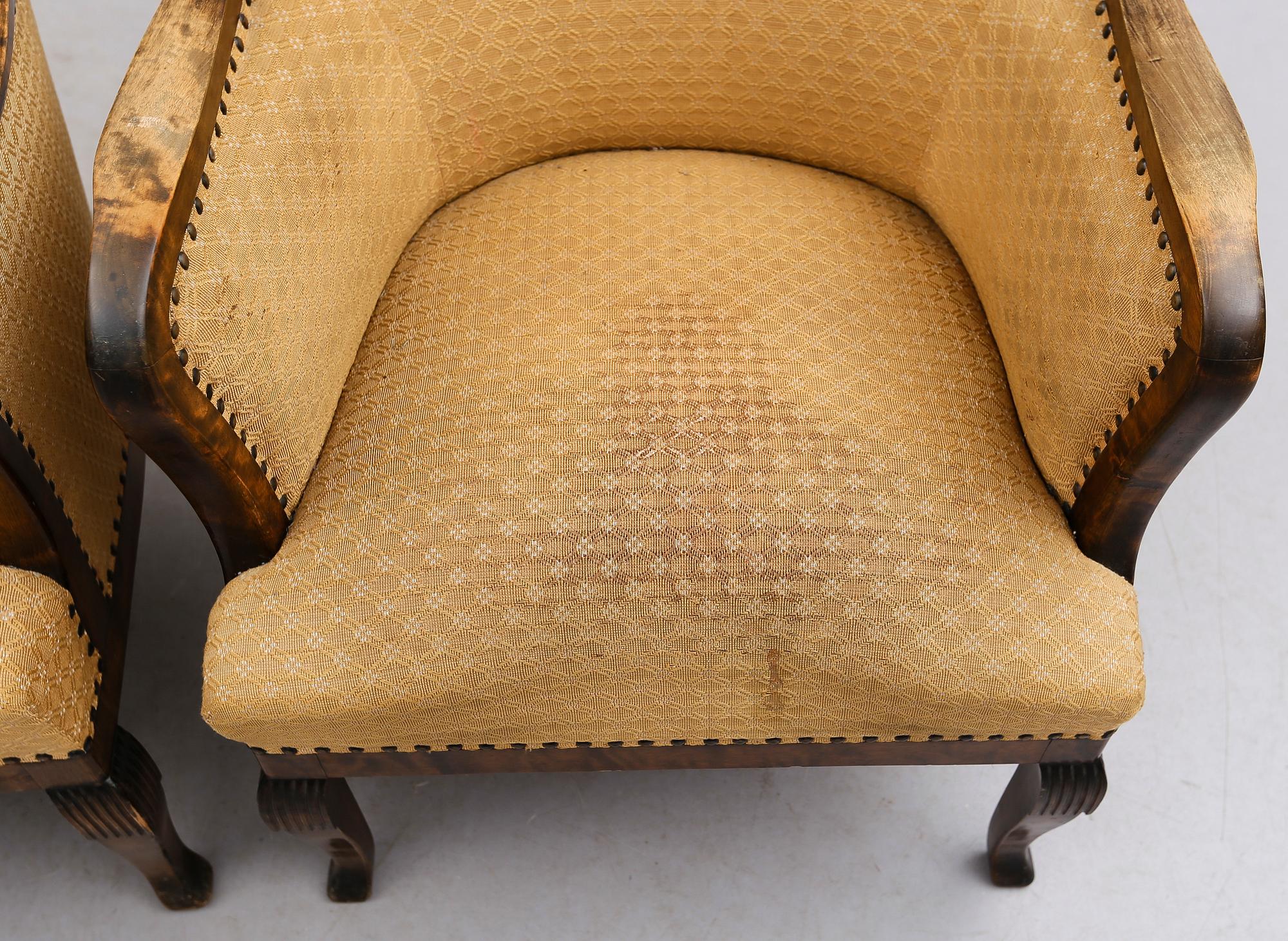 FÅTÖLJER, 1 par, 1900-talets första hälft.