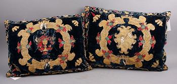 KUDDAR ett par, barockstil, 1700/1800-tal.
