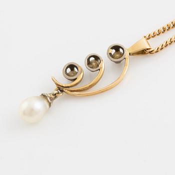 Gold pearl and brilliant cut diamond pendant, with chain.