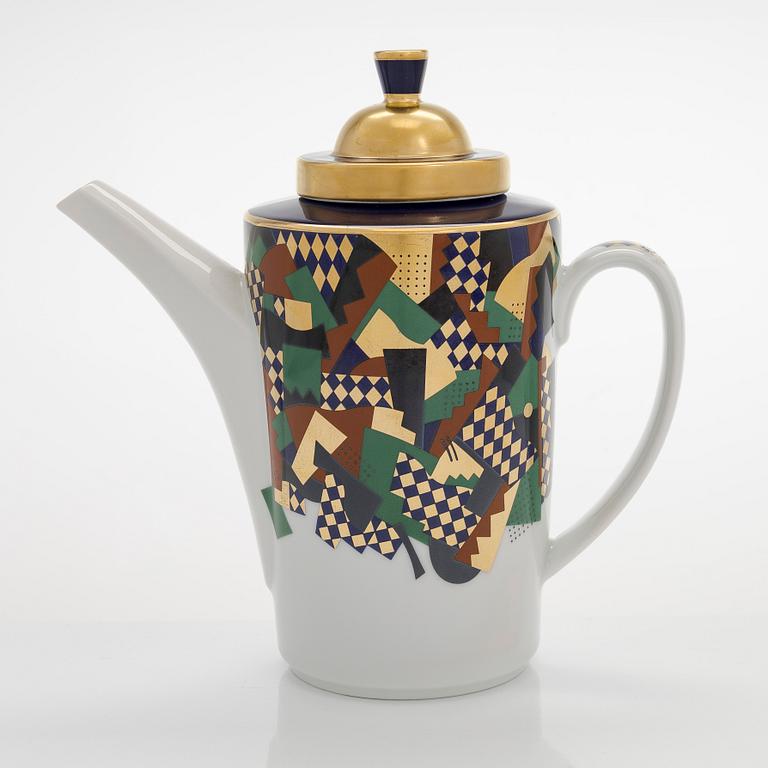 Heikki Orvola, A 10-piece coffee set in porcelain for Rörstrand, Sweden 1980s.