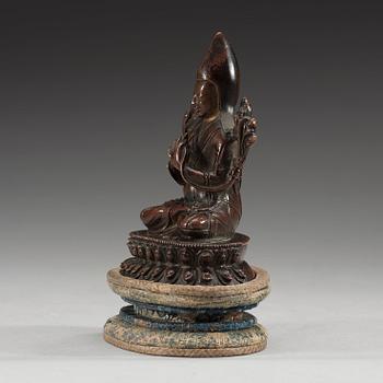 LAMA, kopparlegering. Föreställande Tsong Khapa, troligen Nepal, 1800-tal eller äldre.