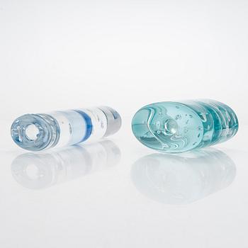 Timo Sarpaneva, lasiveistoksia, kynttilänjalkoja, 4 kpl, "Arktia", signeerattu Timo Sarpaneva Iittala 1990.