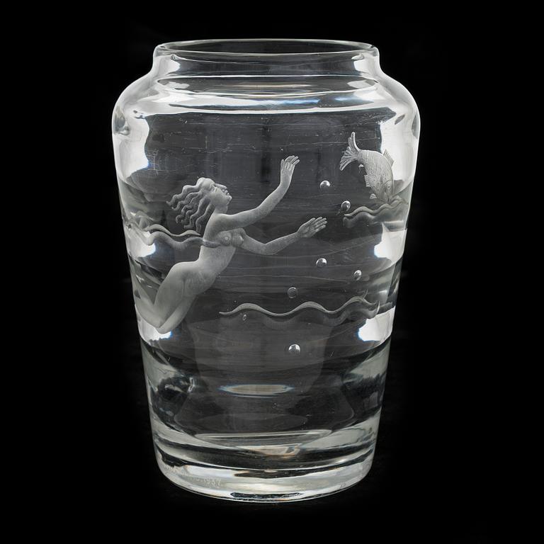 Arttu Brummer, probably, vase, engraved in Riihimäki 27.10 1937 (in Riihimäki 27.10 1937) .