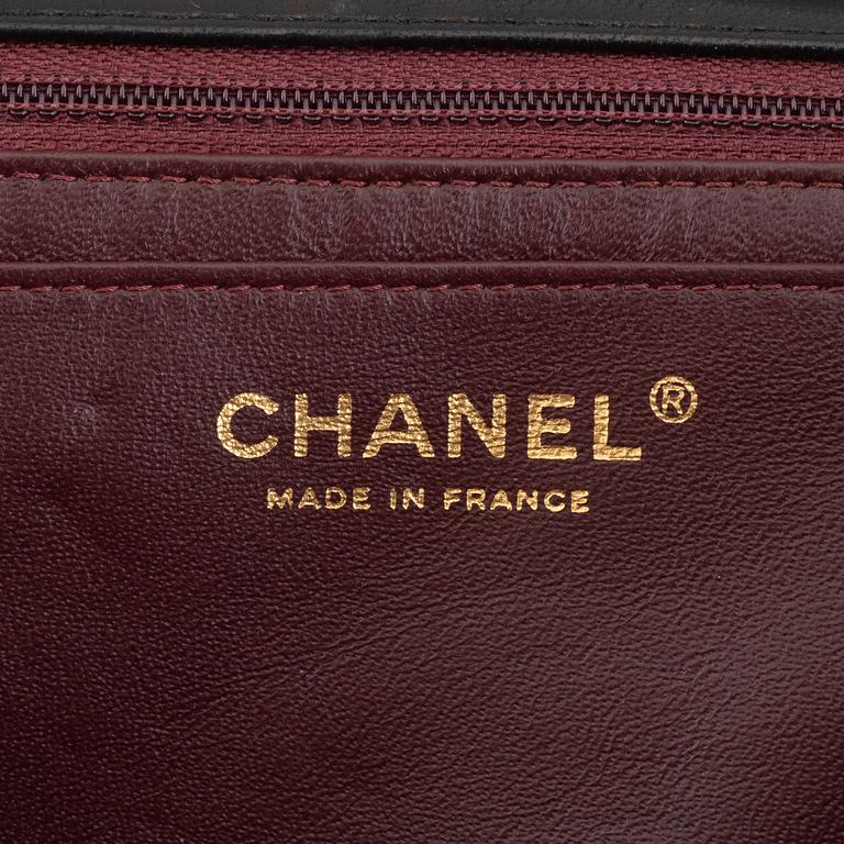 Chanel, väska, "Maxi Classic Flap Bag", 2009-10.