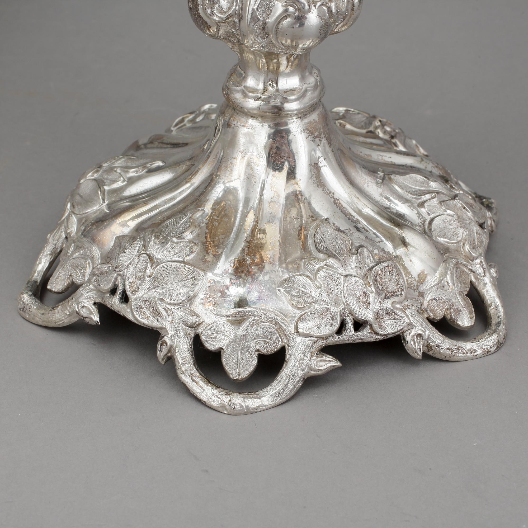 SOCKERSKÅLAR, ett par, silver, Carl Olof Holm, Norrköping, 1859. Vikt ca 1725g.