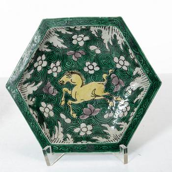 Two Chinese dishes, Qing dynasty, Kangxi (1662-1722).