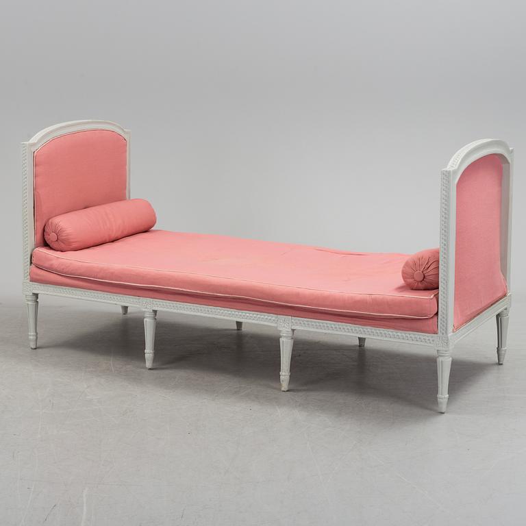 A Gustavian daybed, late 18th Century.