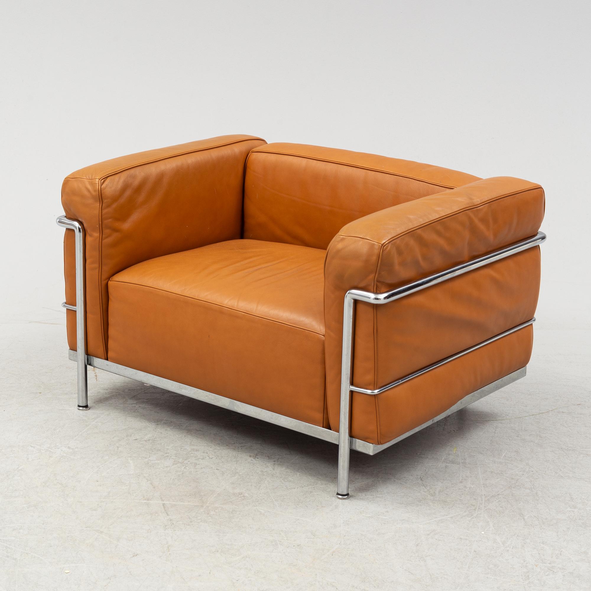 A LC2 lounge chair by Le Corbusier, Pierre Jeanneret & Charlotte Perriand for Cassina.