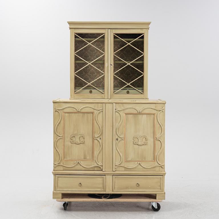 A painted cabinet 19th/20th Century.