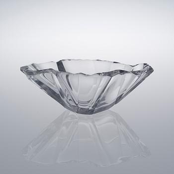 TAPIO WIRKKALA, A BOWL. Ice cube. Signed Tapio Wirkkala, Iittala.