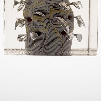 Oiva Toikka, vuosikuutio, signeerattu Oiva Toikka, Nuutajärvi 1979, numeroitu 122/1000.