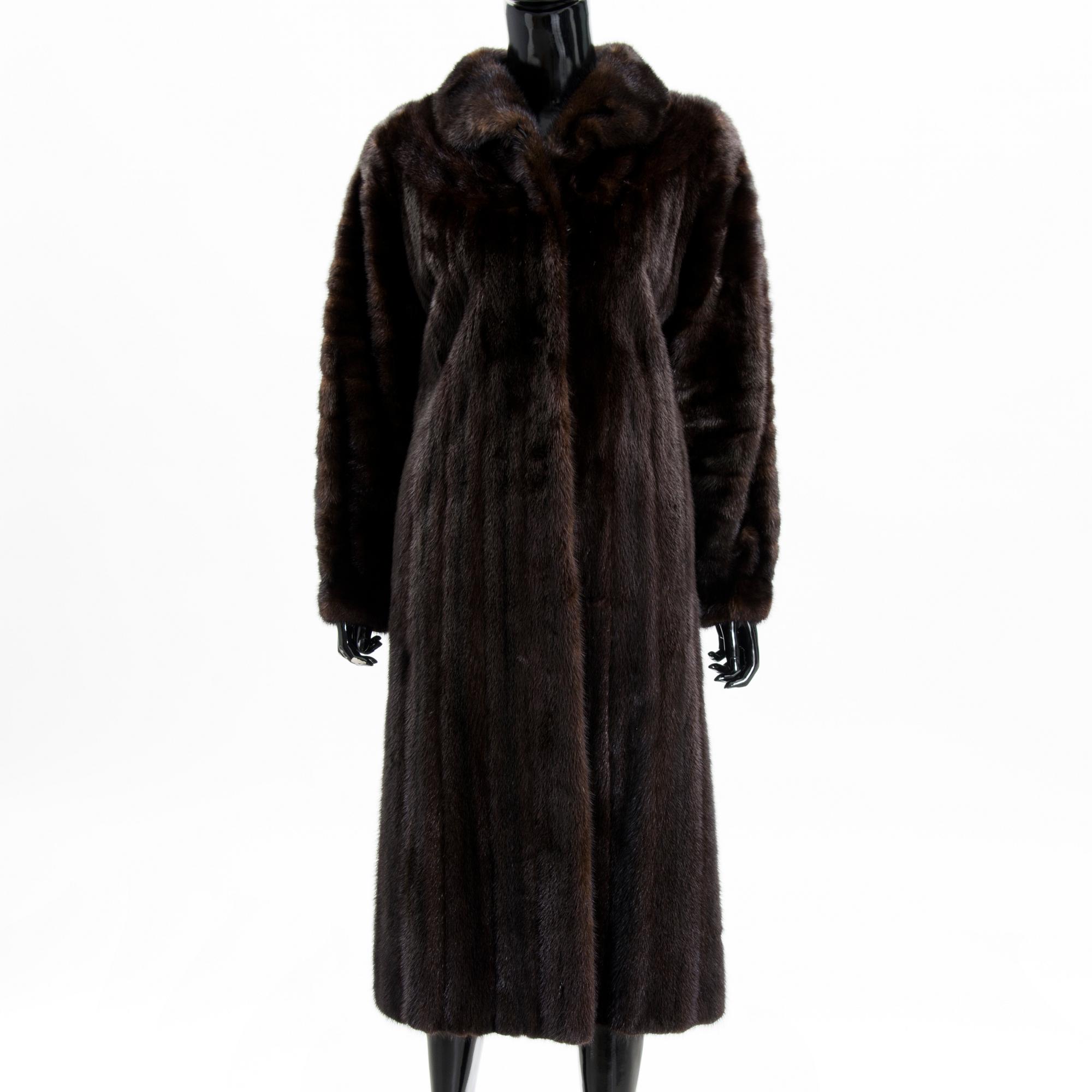 A SAGA MINK FUR COAT. - Bukowskis